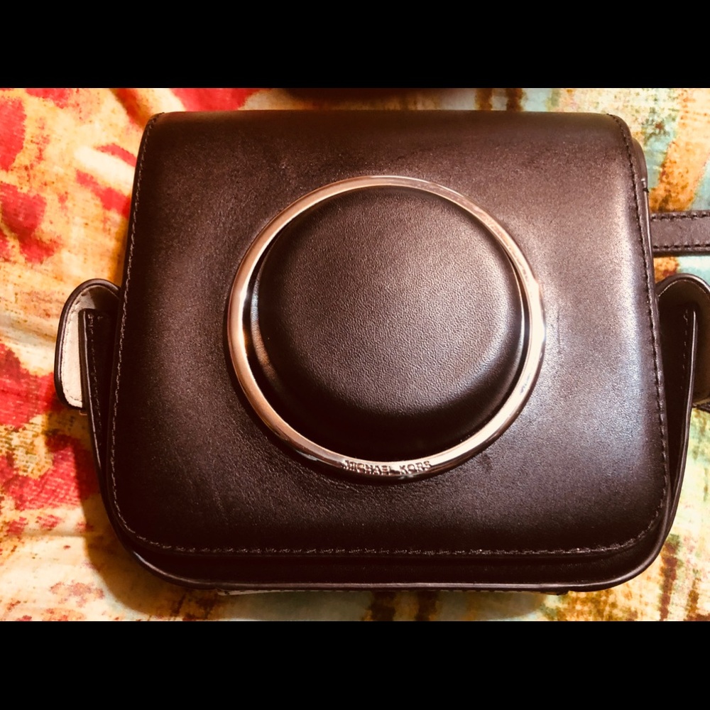 Micheal Kors Black leather Camera Bag!